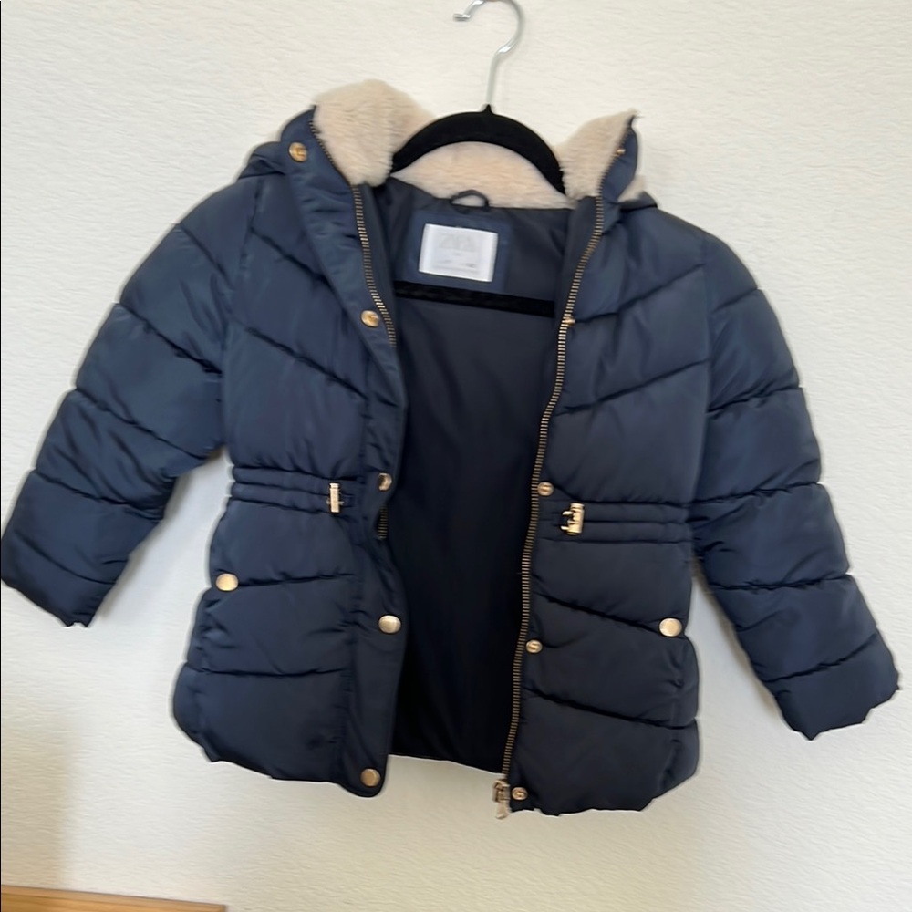 Zara Blue Puffer Jacket with Quilted Insulation and Hood
